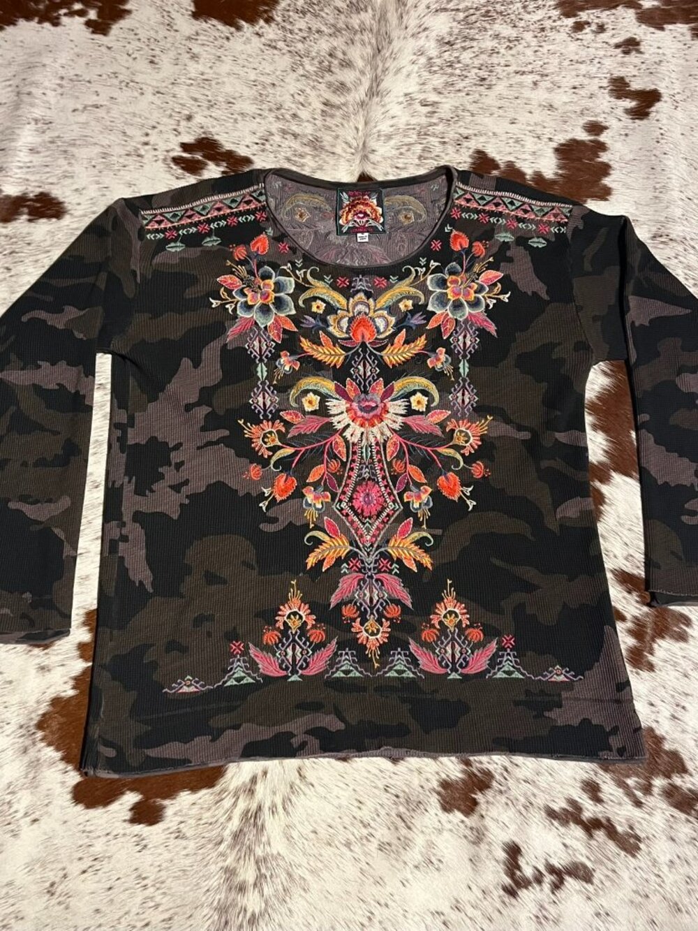 JOHNNY WAS Ioana Long Sleeve Embroidered Thermal Camo Shirt, Size M
